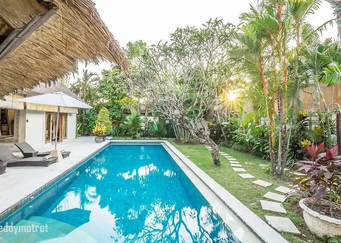 Villa Tropical 3br In The Heart Of Seminyak