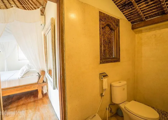 Tropical 3br In The Heart Of Villa Seminyak