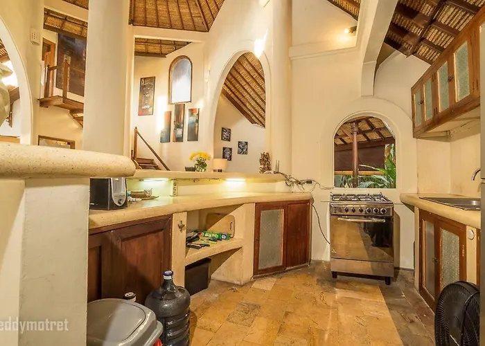 Villa Tropical 3br In The Heart Of Seminyak